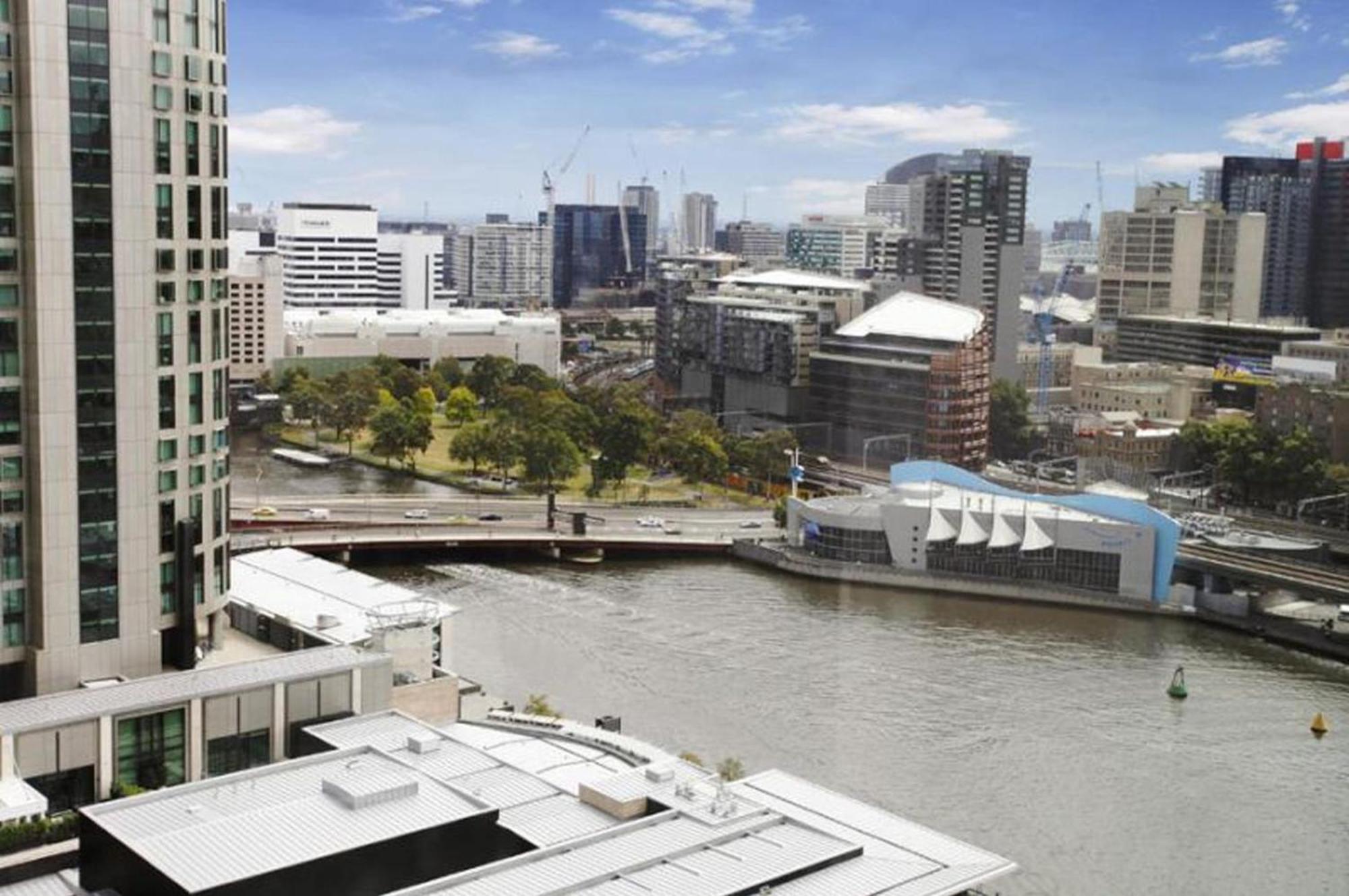 Luxury Designer Suite In Most Prestigious Location In Melbourne Dış mekan fotoğraf