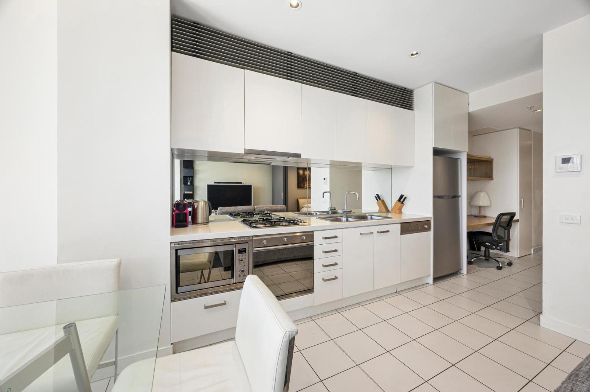 Luxury Designer Suite In Most Prestigious Location In Melbourne Dış mekan fotoğraf